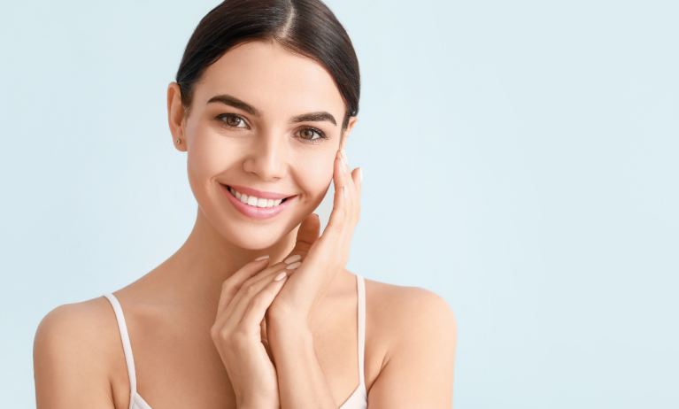 La pelle in primavera: routine ideale per prepararla al cambio stagione