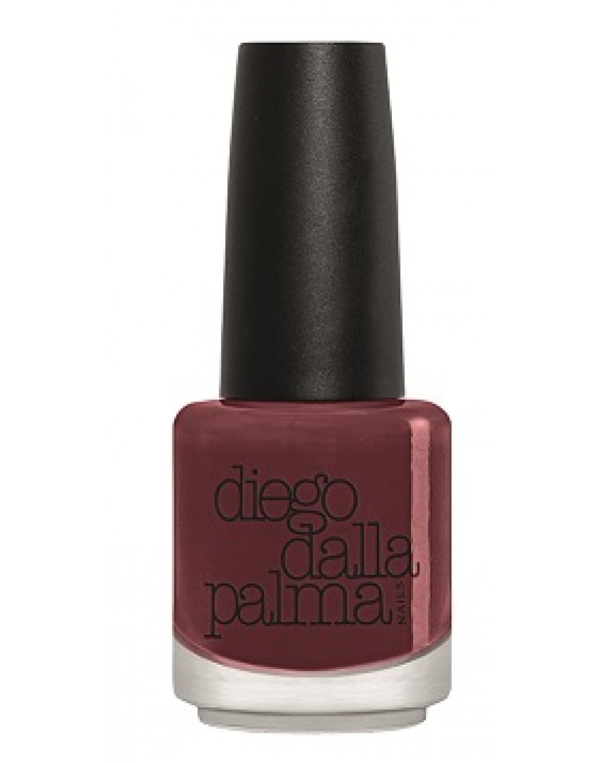 DDP RED WINE NAILS